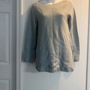 Club Monaco Heather Gray Scoop Neck Sweater
